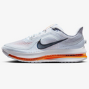 Nike Pegasus Premium - Cinza Futebol/Laranja